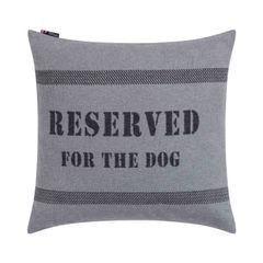 Kissenhülle reserved for the dog 50 x 50 cm - Dunkelgrau - GRS zertifiziert - von David Fussenegger