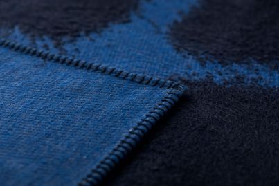 Order Cozy Blanket linear Color Deep Blue 135x200cm by David